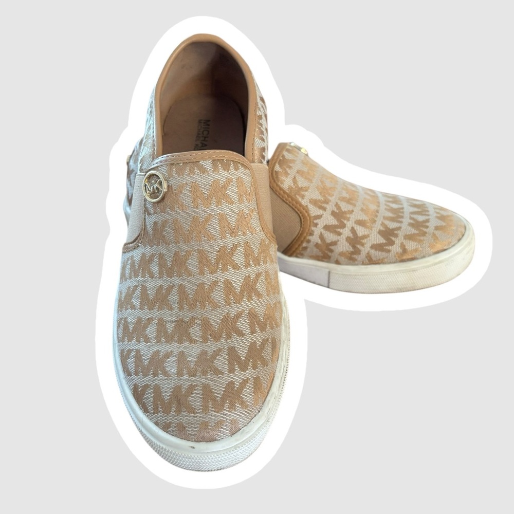 EUC / GUC Michael Kors Kids size 4 Tan Slip-On Sneakers